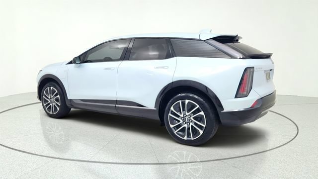 Used 2025 Cadillac Optiq Sport 1 AWD/4WD image 8