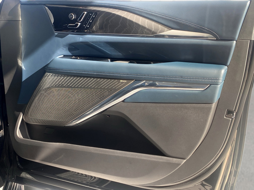 New 2025 Cadillac Escalade IQ Sport 2 image 21