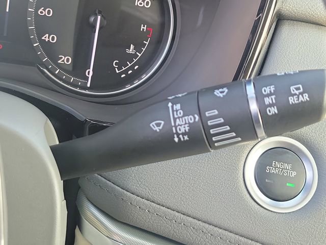 Used 2021 Cadillac XT5 Premium Luxury FWD image 29