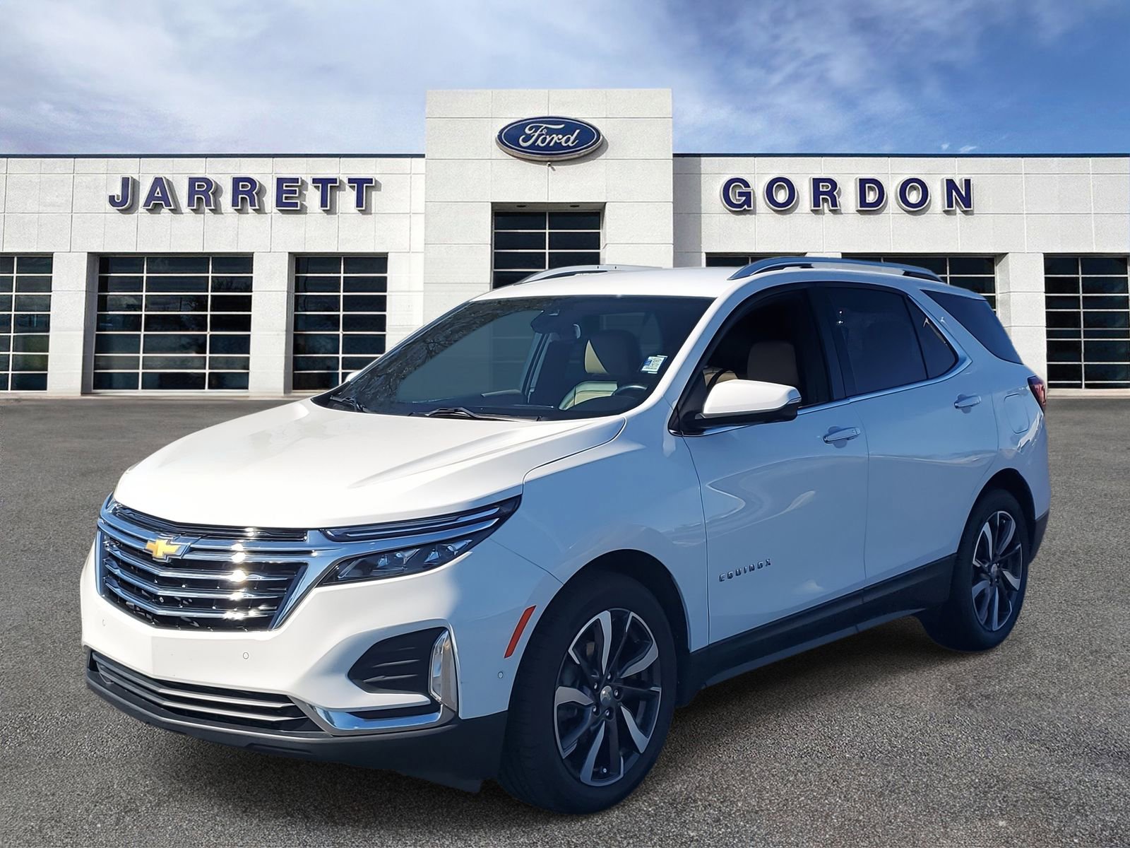 Used 2022 Chevrolet Equinox Premier image 2