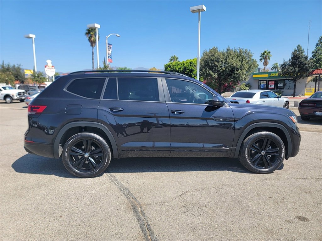Used 2023 Volkswagen Atlas SEL R-Line image 4