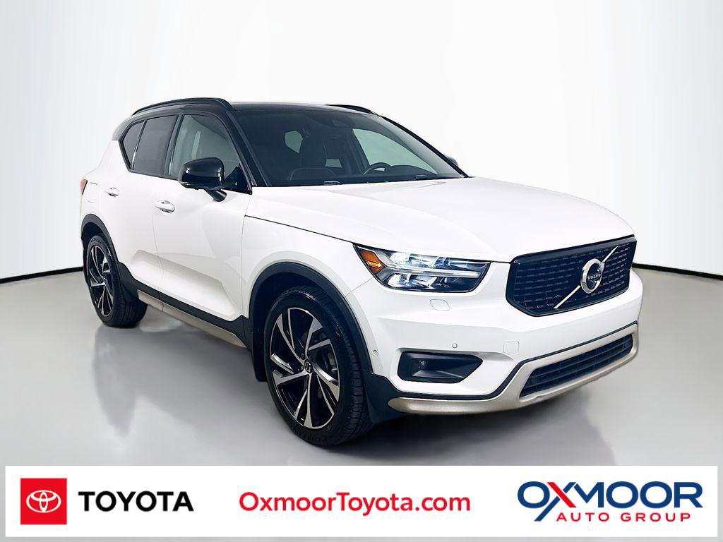 Used 2021 Volvo XC40 T5 R-Design video 1