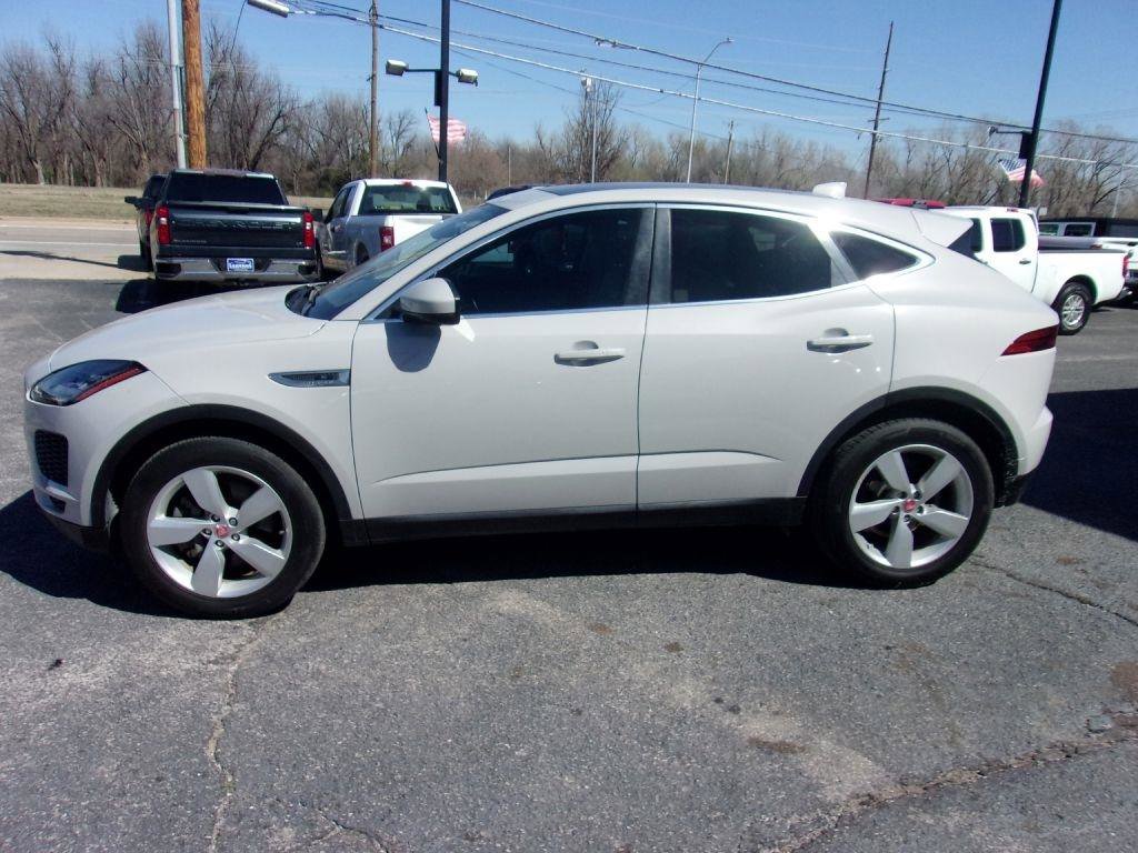 Used 2018 Jaguar E-PACE S image 2