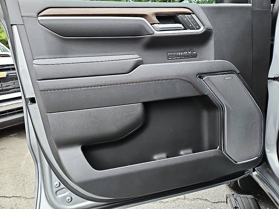 New 2026 Chevrolet Silverado 1500 High Country AWD/4WD image 13