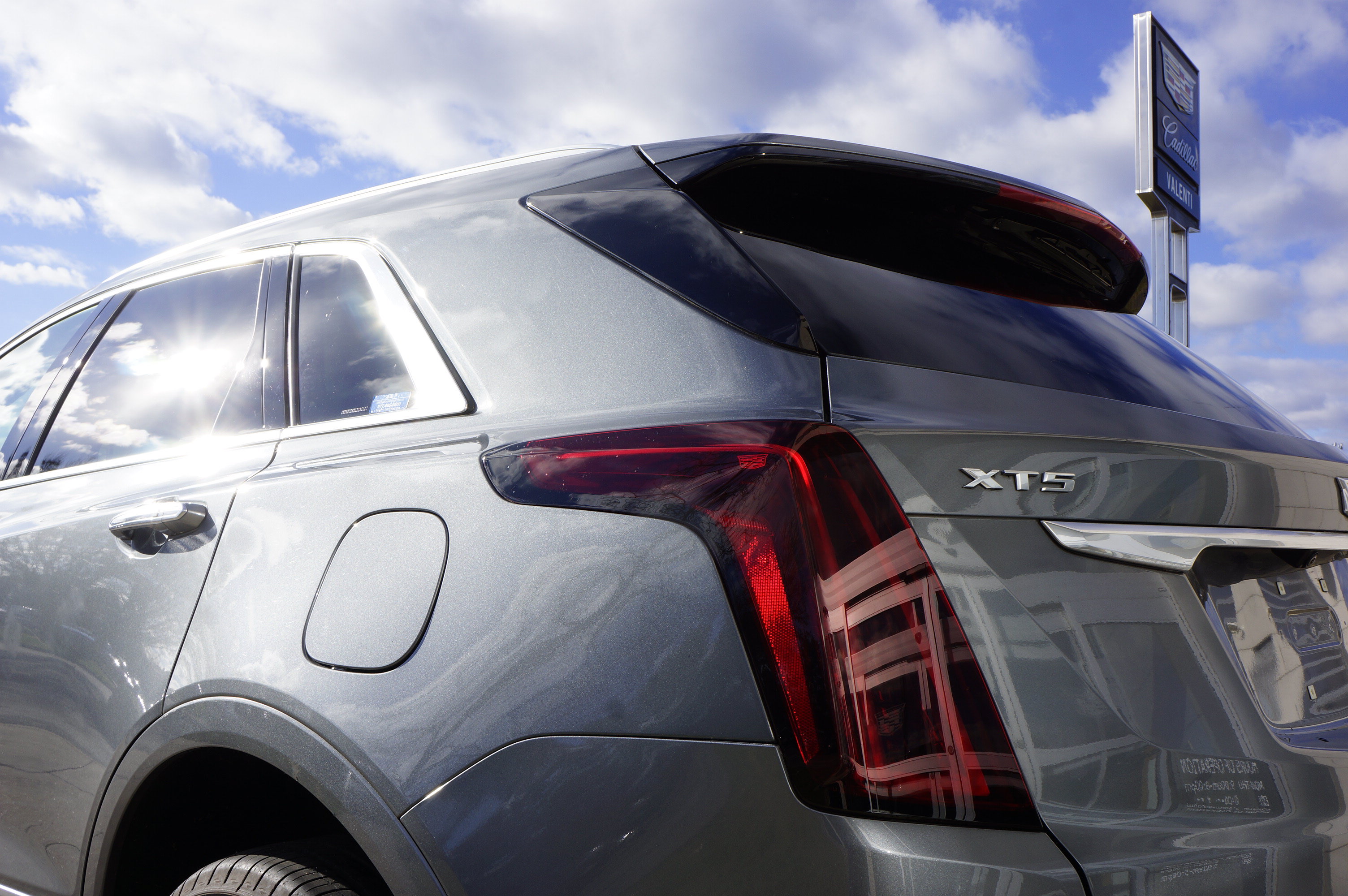 New 2025 Cadillac XT5 Luxury AWD/4WD image 20