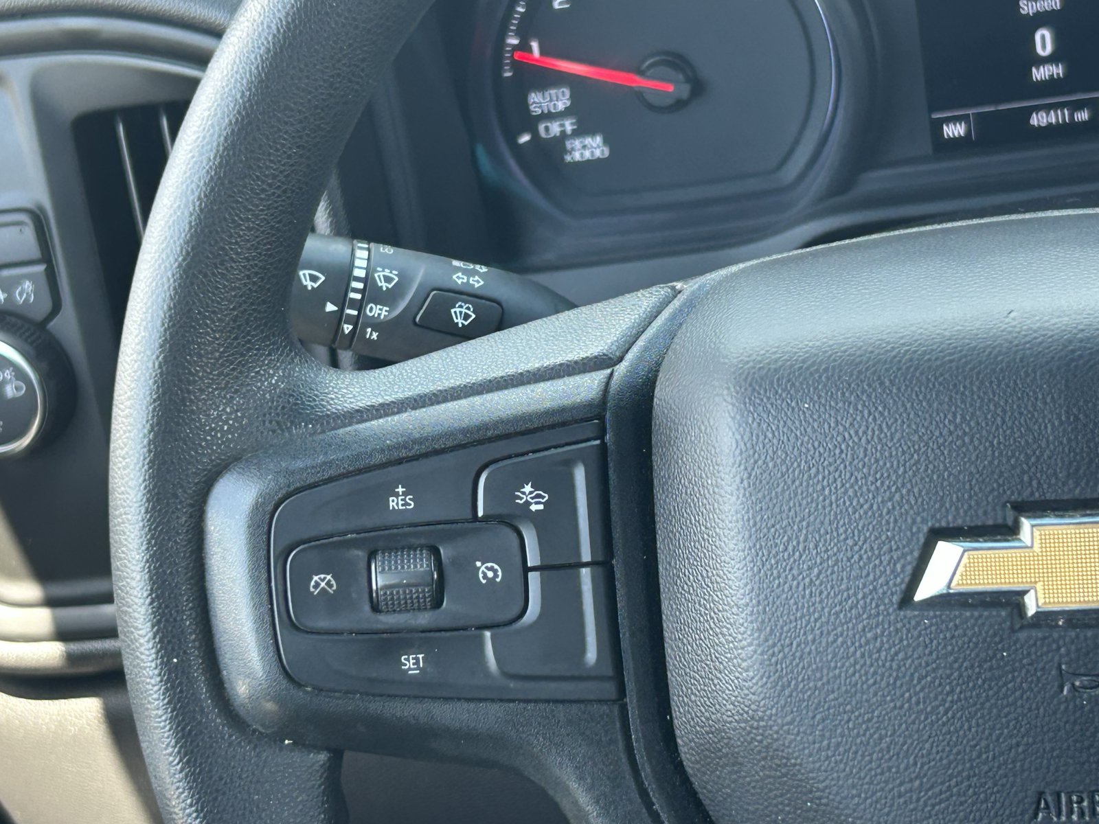 Used 2024 Chevrolet Silverado 1500 Custom w/ Turbomax Blackout Package RWD image 23