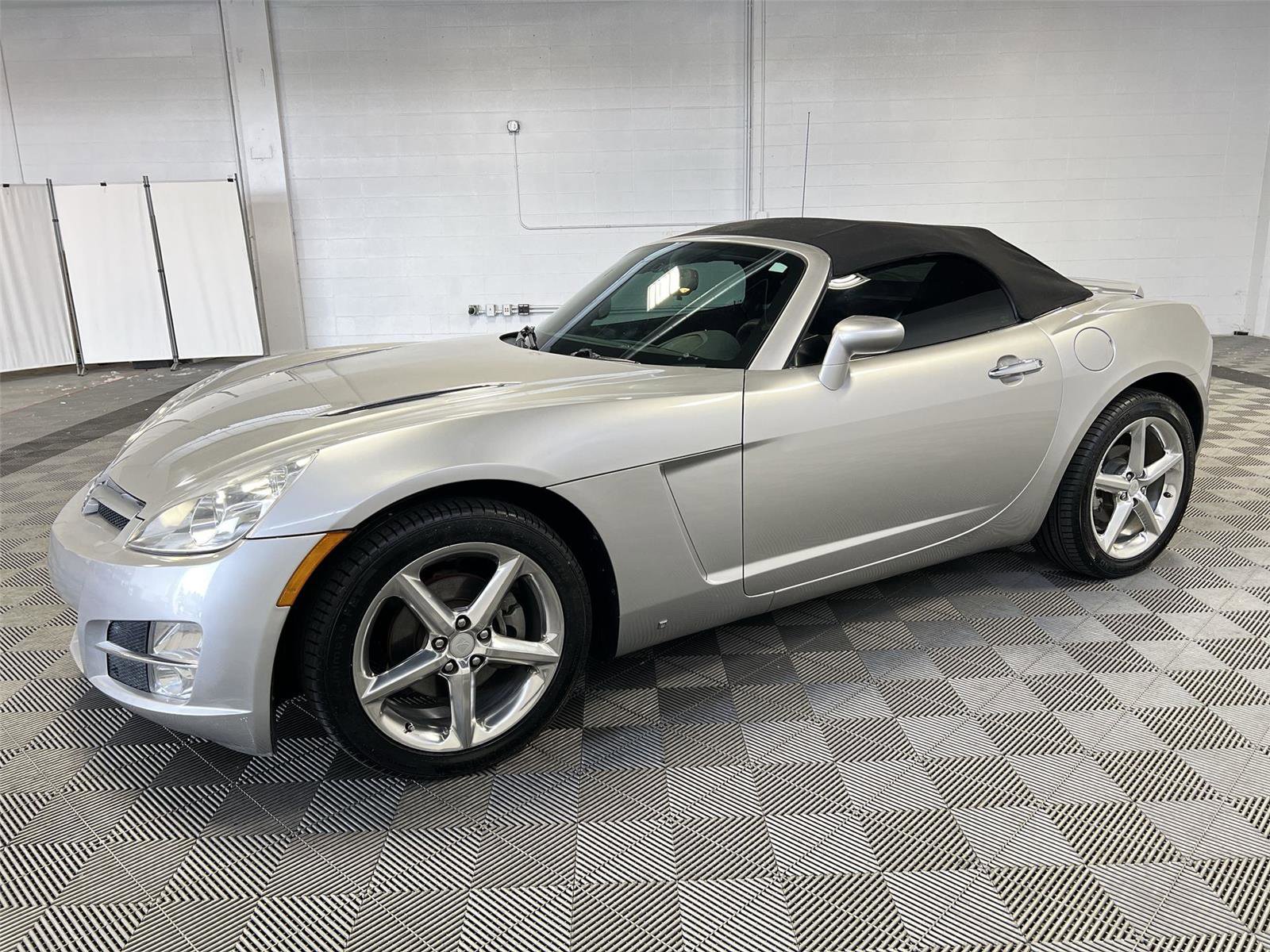Used 2007 Saturn Sky