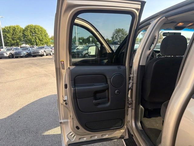 Used 2003 Dodge Ram 2500 Truck SLT AWD/4WD image 21