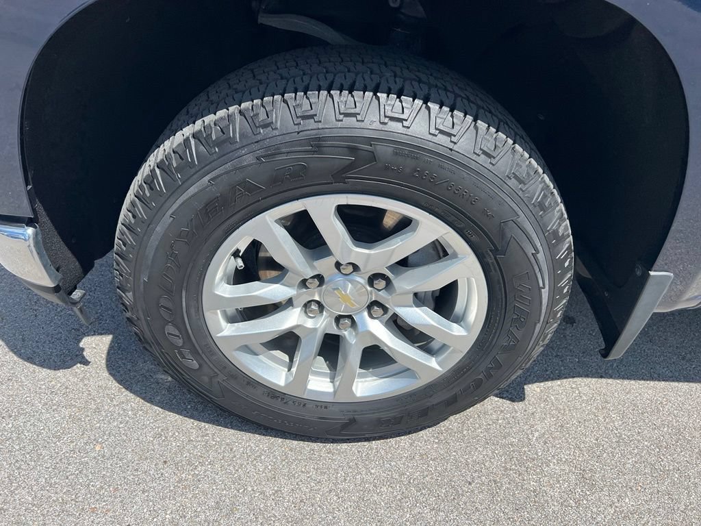 Used 2021 Chevrolet Silverado 1500 LT AWD/4WD image 13