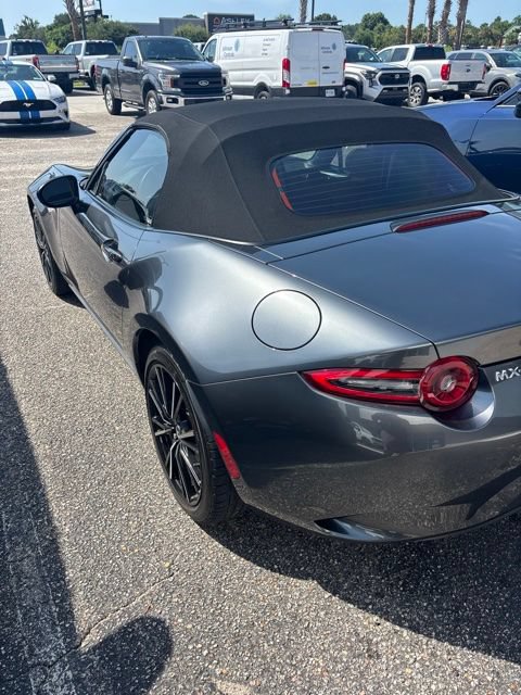 Used 2024 MAZDA MX-5 Miata Grand Touring w/ Weather Package RWD image 7