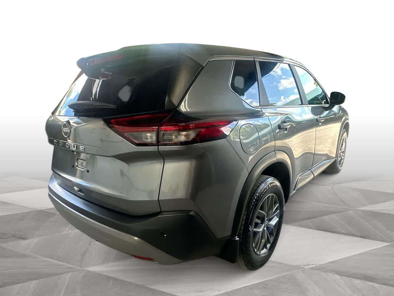 Used 2023 Nissan Rogue S FWD image 8
