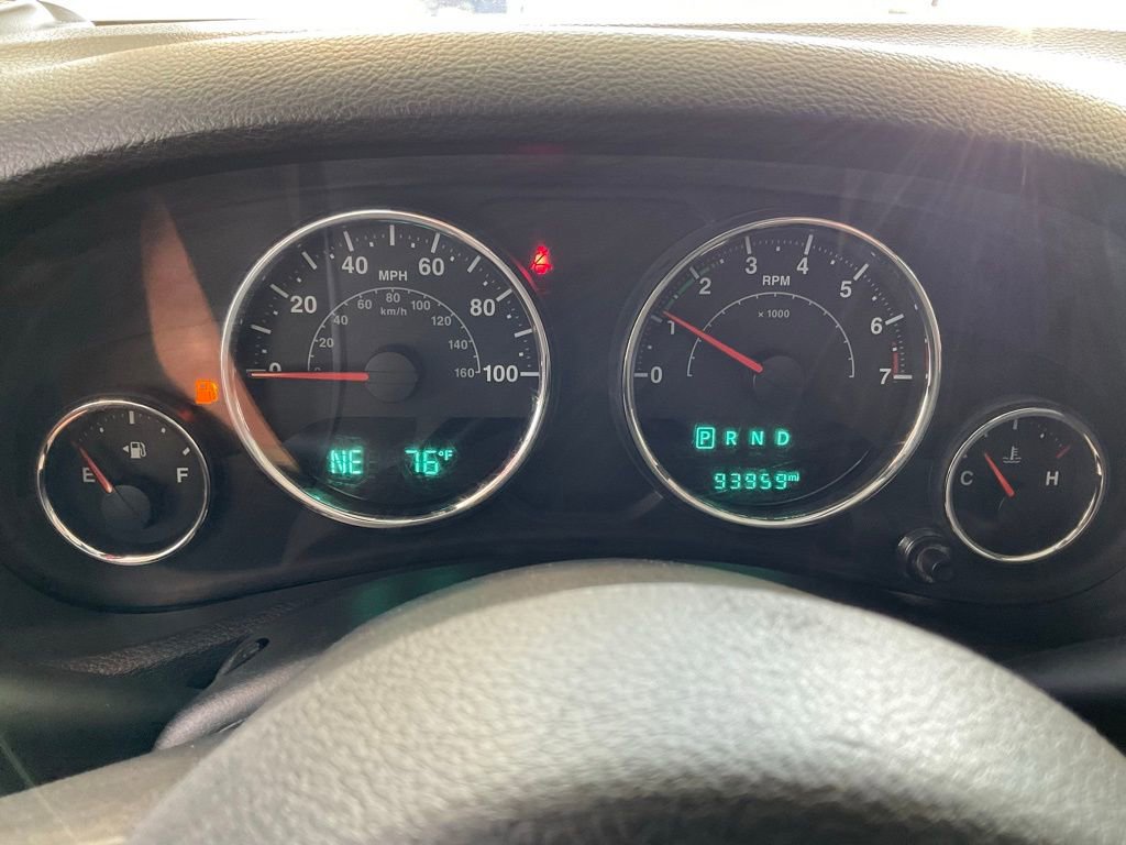 Used 2016 Jeep Wrangler Unlimited Sport image 14