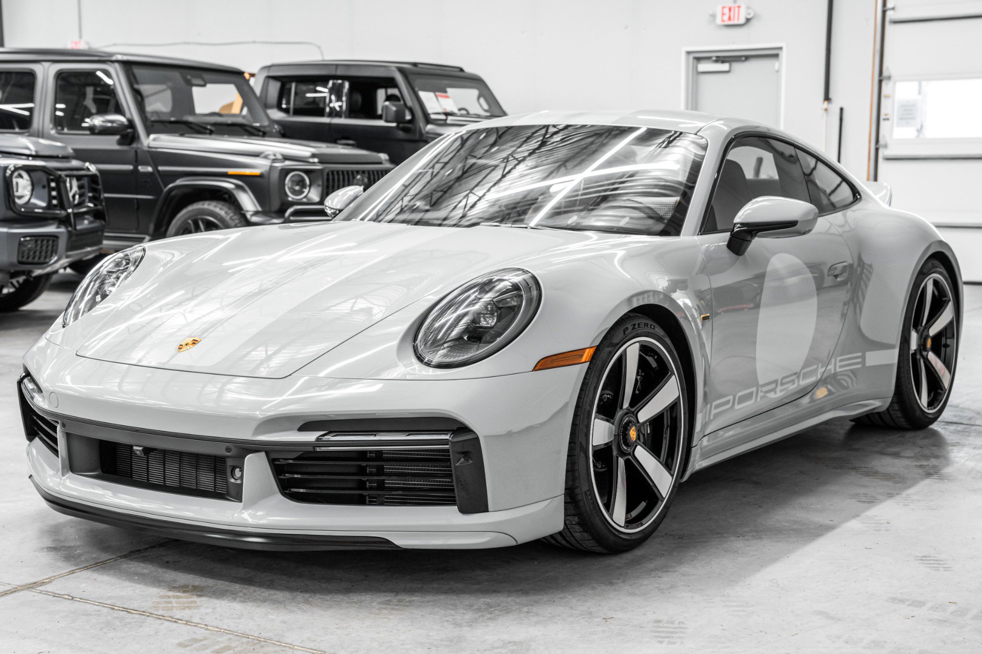 Used 2023 Porsche 911 Sport Classic image 5