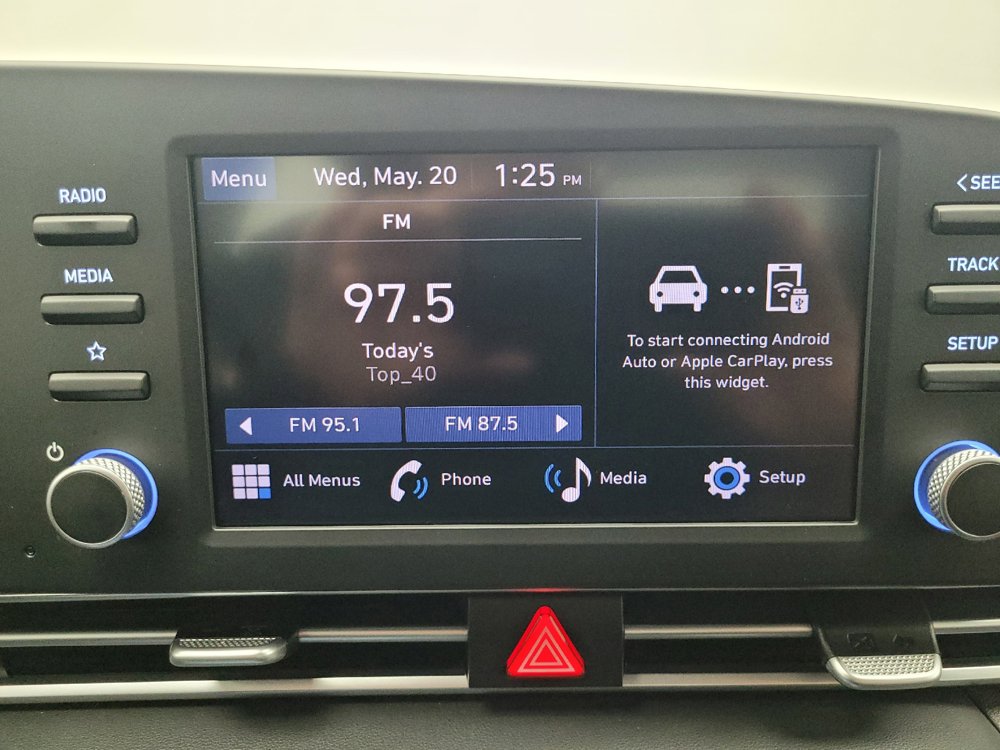 Used 2024 Hyundai Elantra SE FWD image 25