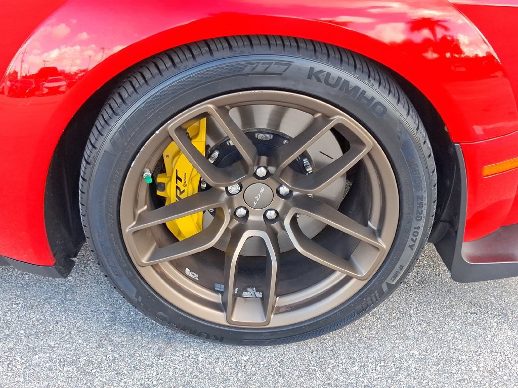 Used 2023 Dodge Challenger SRT Hellcat RWD image 13
