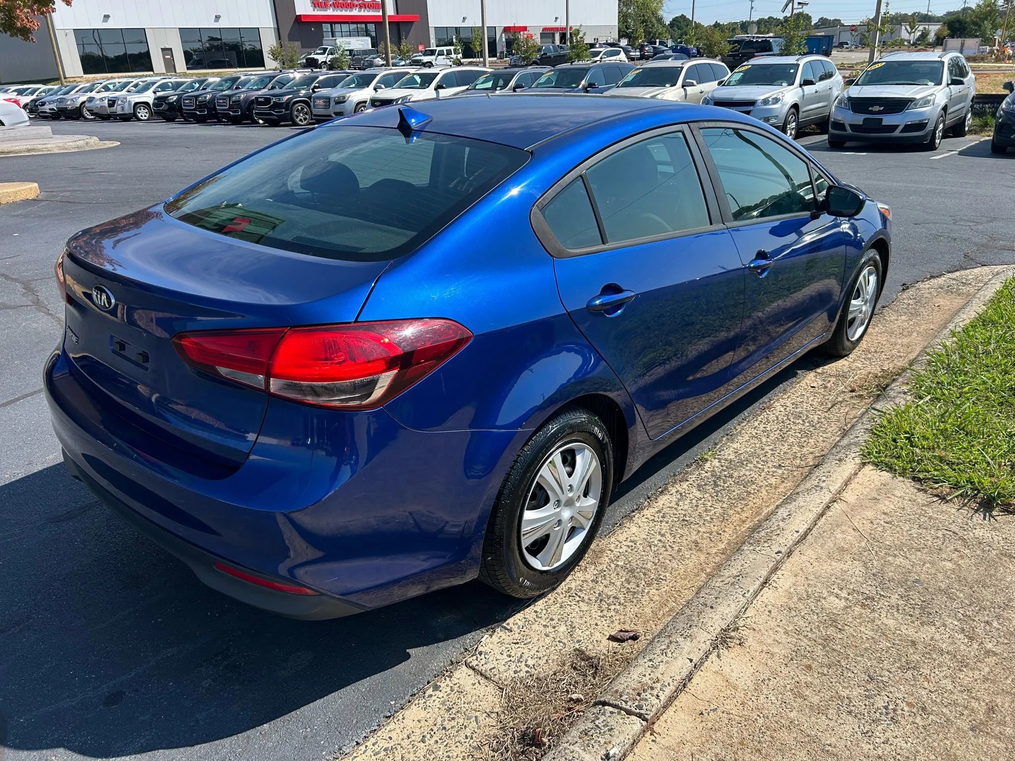 Used 2018 Kia Forte LX w/ LX Rear Camera Package image 7