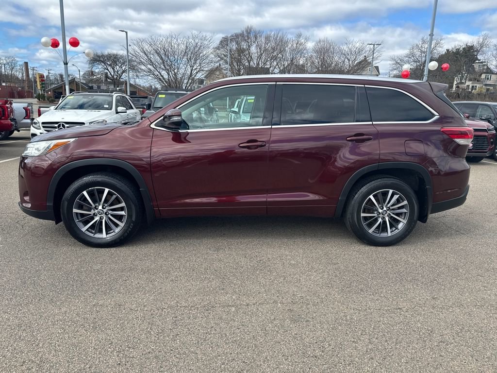 Used 2018 Toyota Highlander XLE image 4
