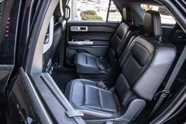 Used 2023 Ford Explorer Limited w/ Equipment Group 301A image 22