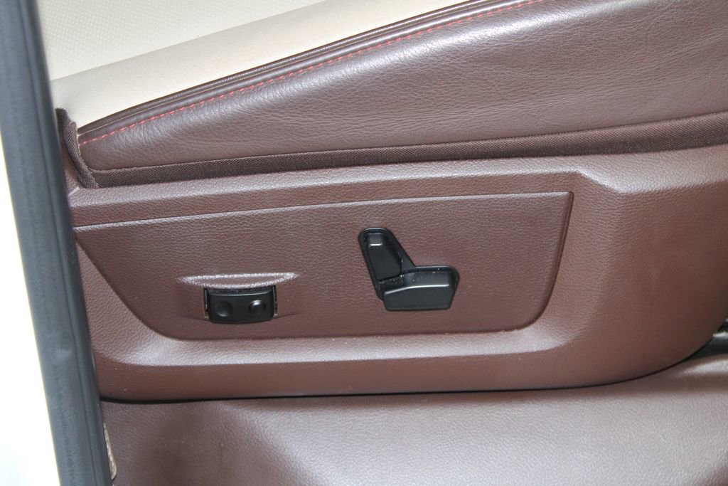 Used 2018 RAM 2500 Longhorn w/ Longhorn Southfork Package image 26