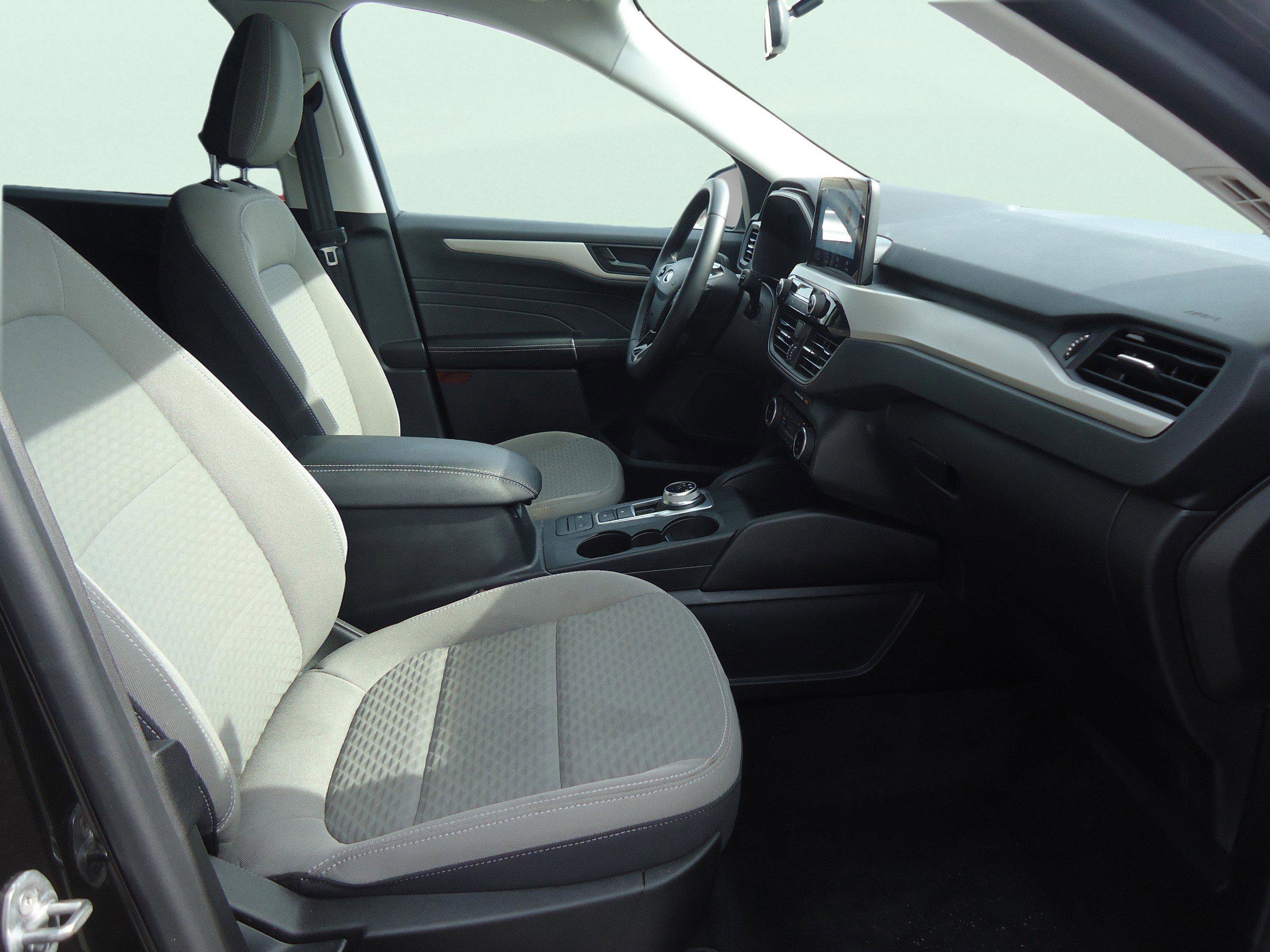 Used 2022 Ford Escape SE w/ Convenience Package image 24