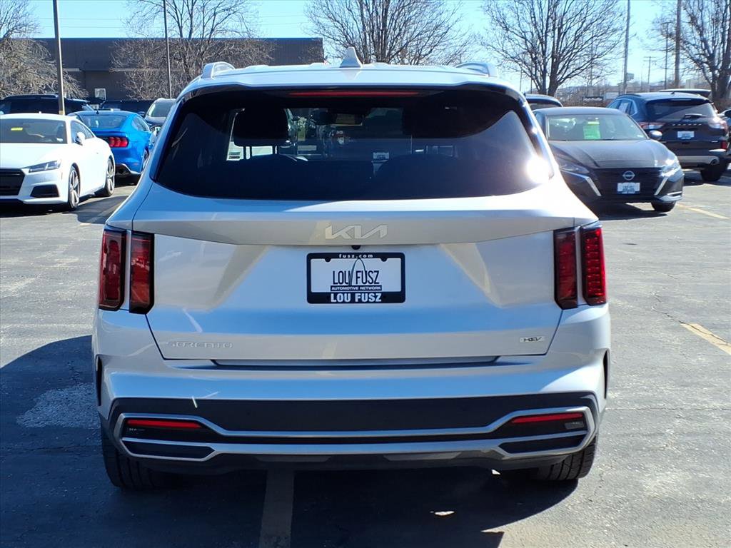 Used 2023 Kia Sorento EX image 33