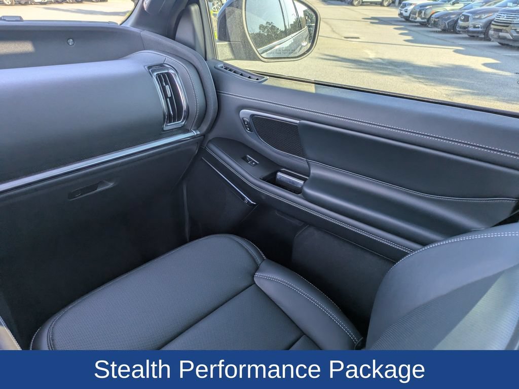 Certified 2025 Ford Expedition Max Platinum w/ Stealth Performance Package AWD/4WD image 22