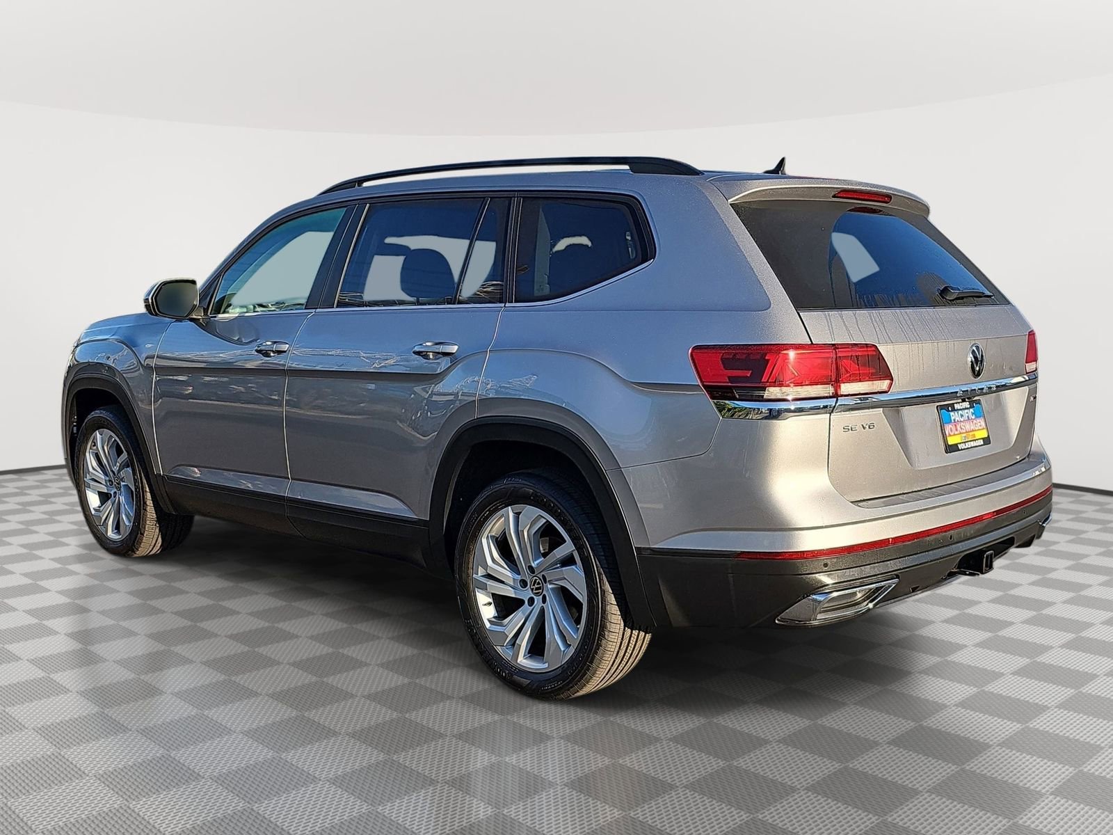 Used 2021 Volkswagen Atlas SE w/ Panoramic Sunroof Package image 7