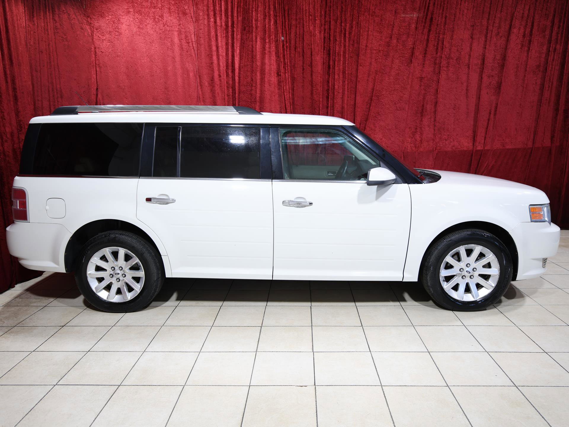 Used 2009 Ford Flex SEL image 7