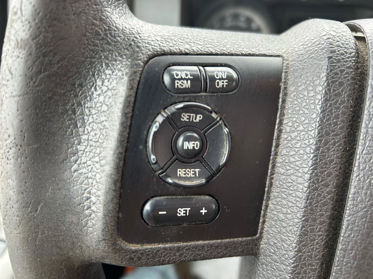 Used 2015 Ford F250 XLT w/ XLT Interior Package AWD/4WD image 17