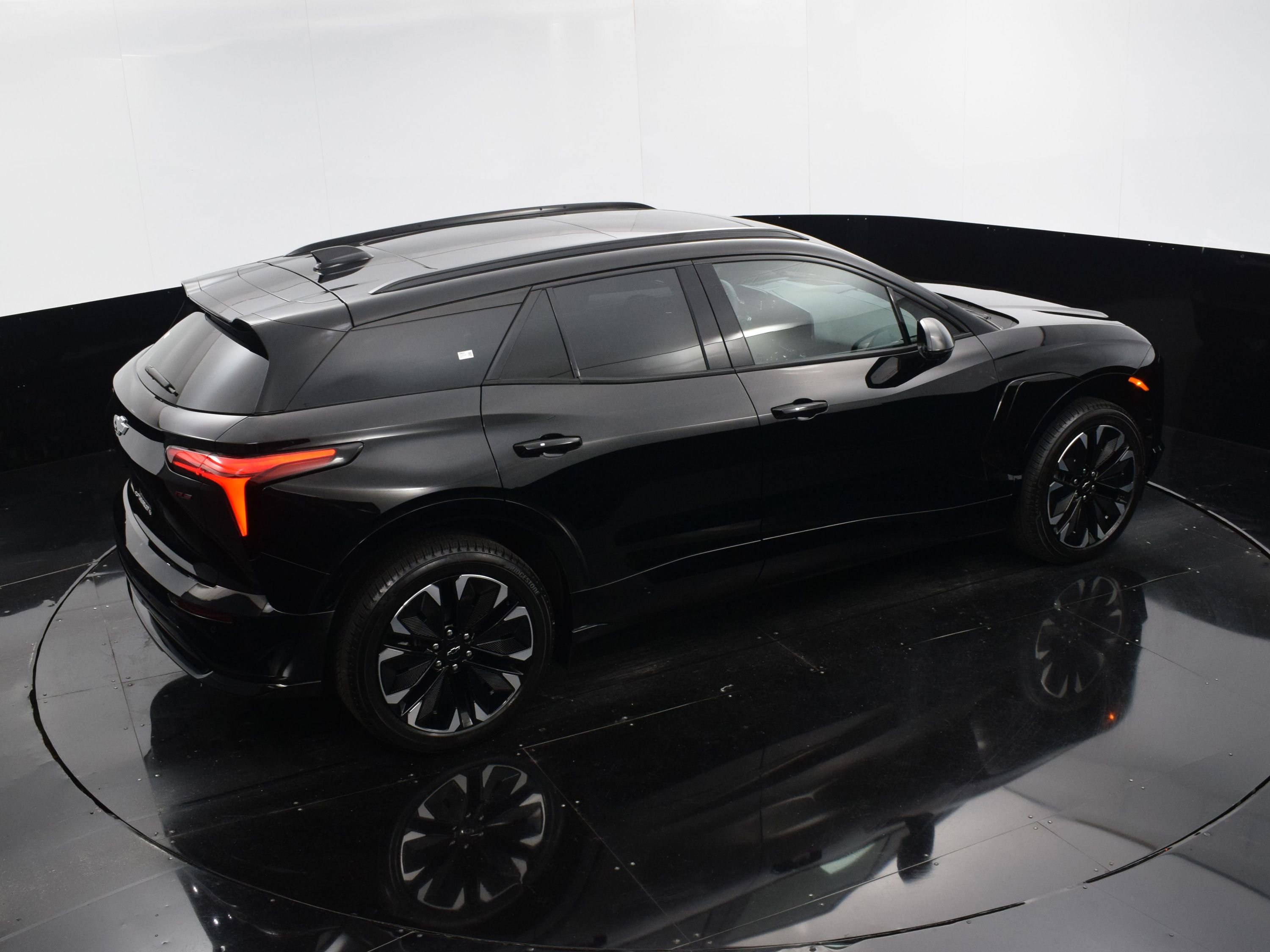 New 2025 Chevrolet Blazer EV RS image 29
