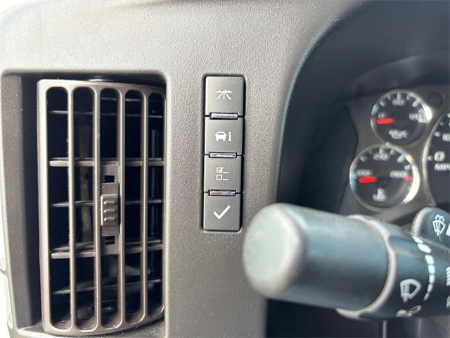 Used 2022 GMC Savana 3500 w/ Power Convenience Package image 24