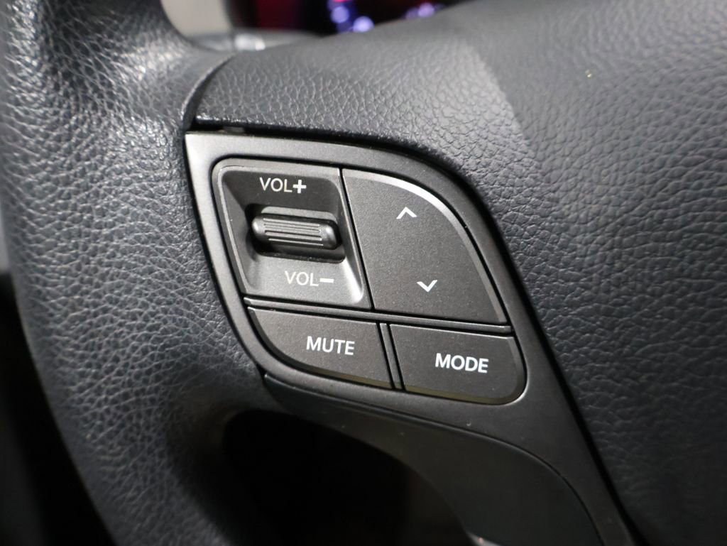 Used 2015 Hyundai Santa Fe Sport image 29