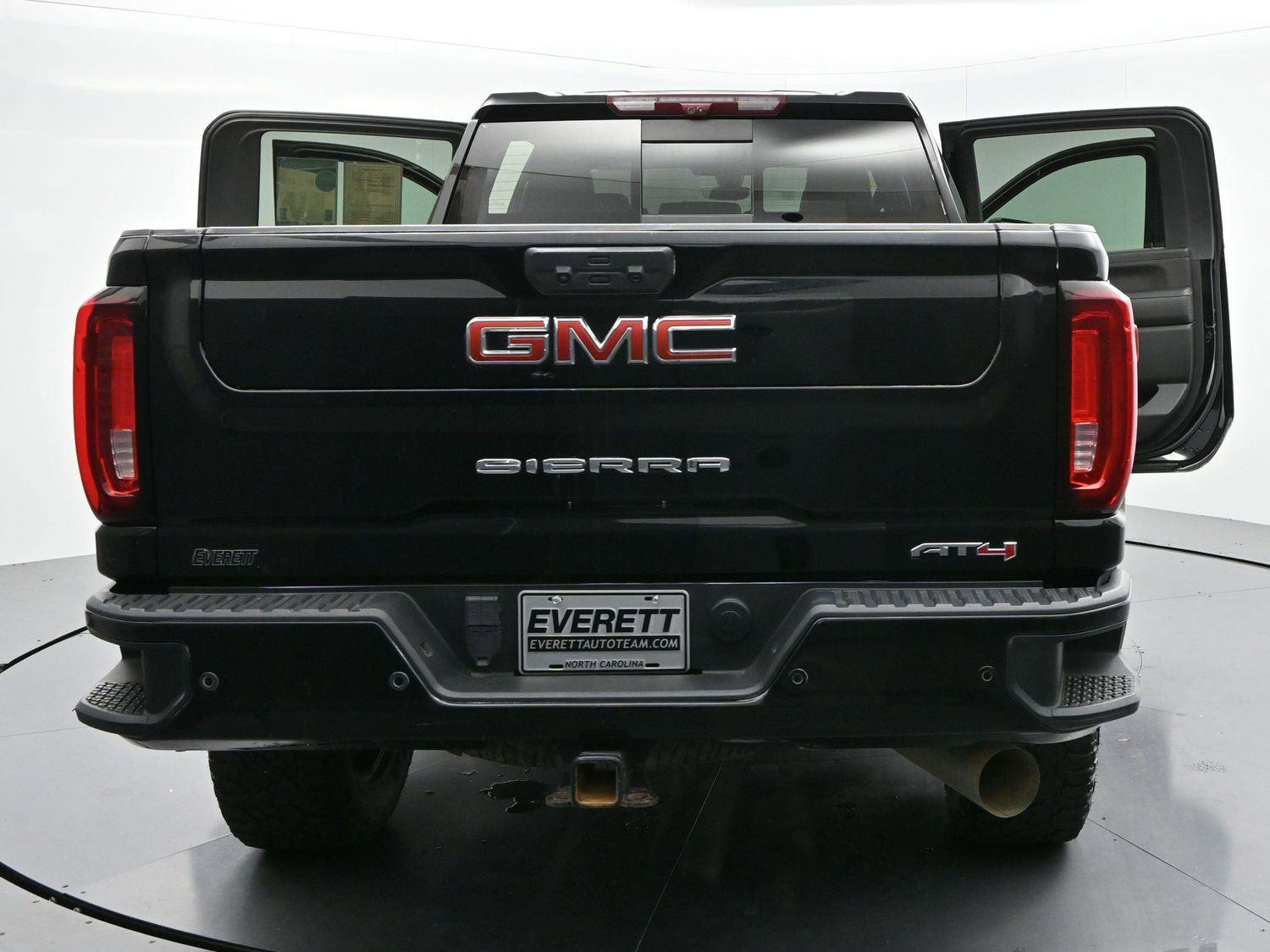 Used 2023 GMC Sierra 3500 AT4 w/ AT4 Premium Plus Package image 44
