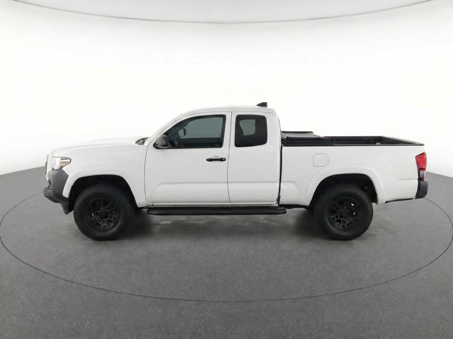 Used 2023 Toyota Tacoma SR RWD image 4