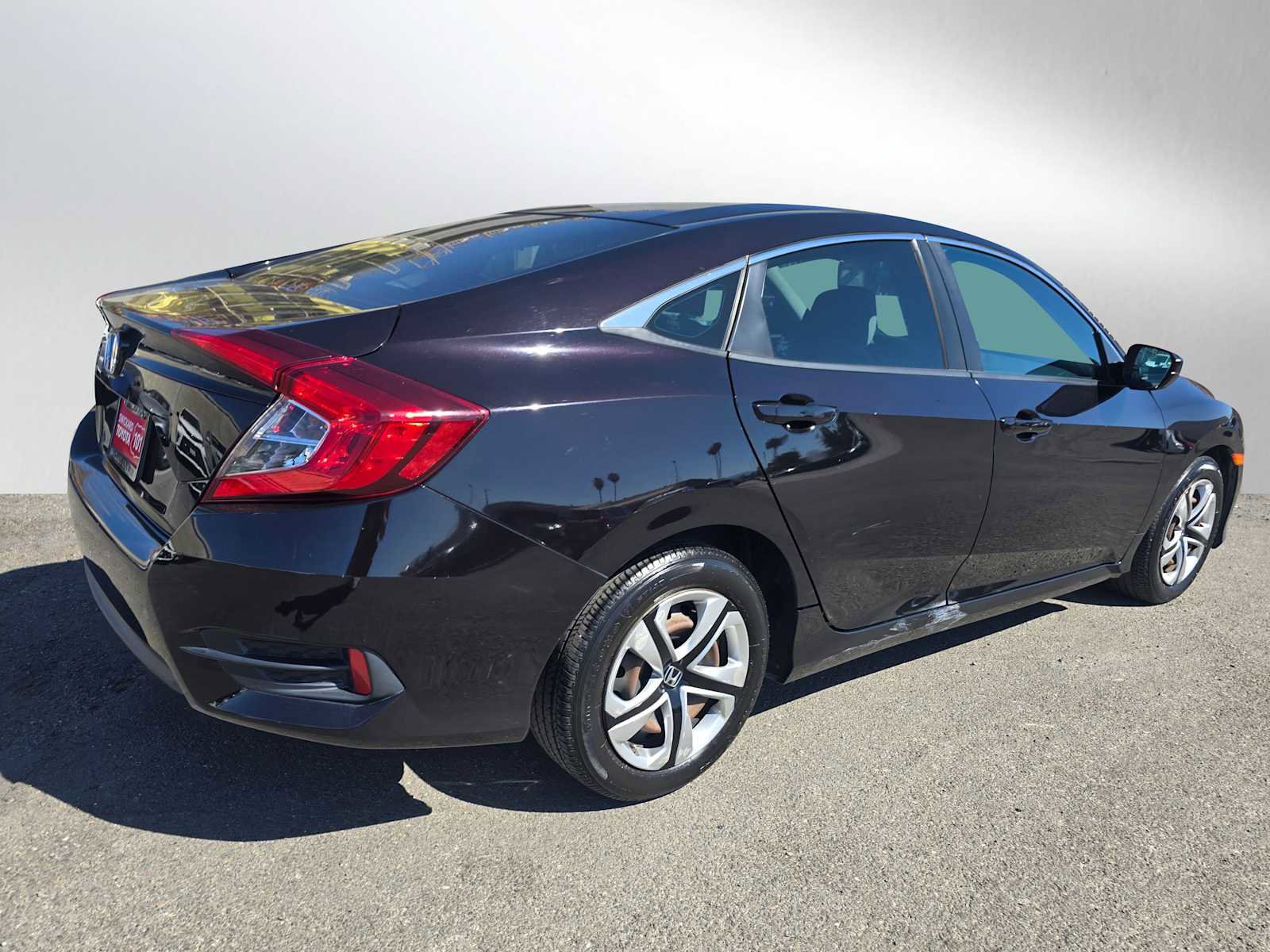 Used 2018 Honda Civic LX image 3
