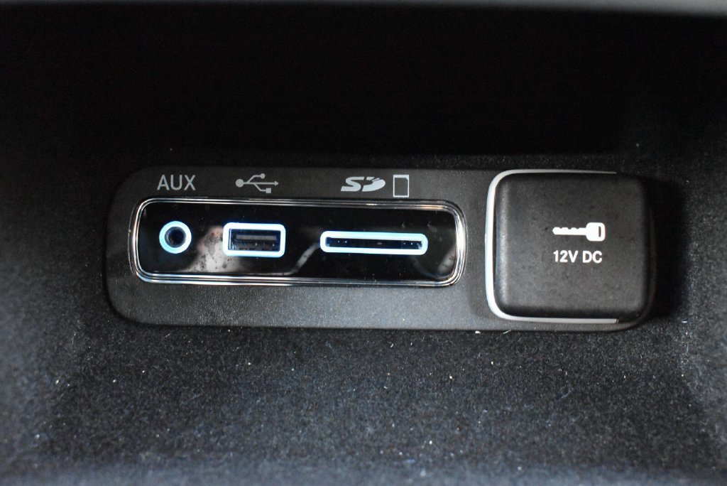 Used 2017 Jeep Grand Cherokee Limited w/ Trailer Tow Group IV AWD/4WD image 23