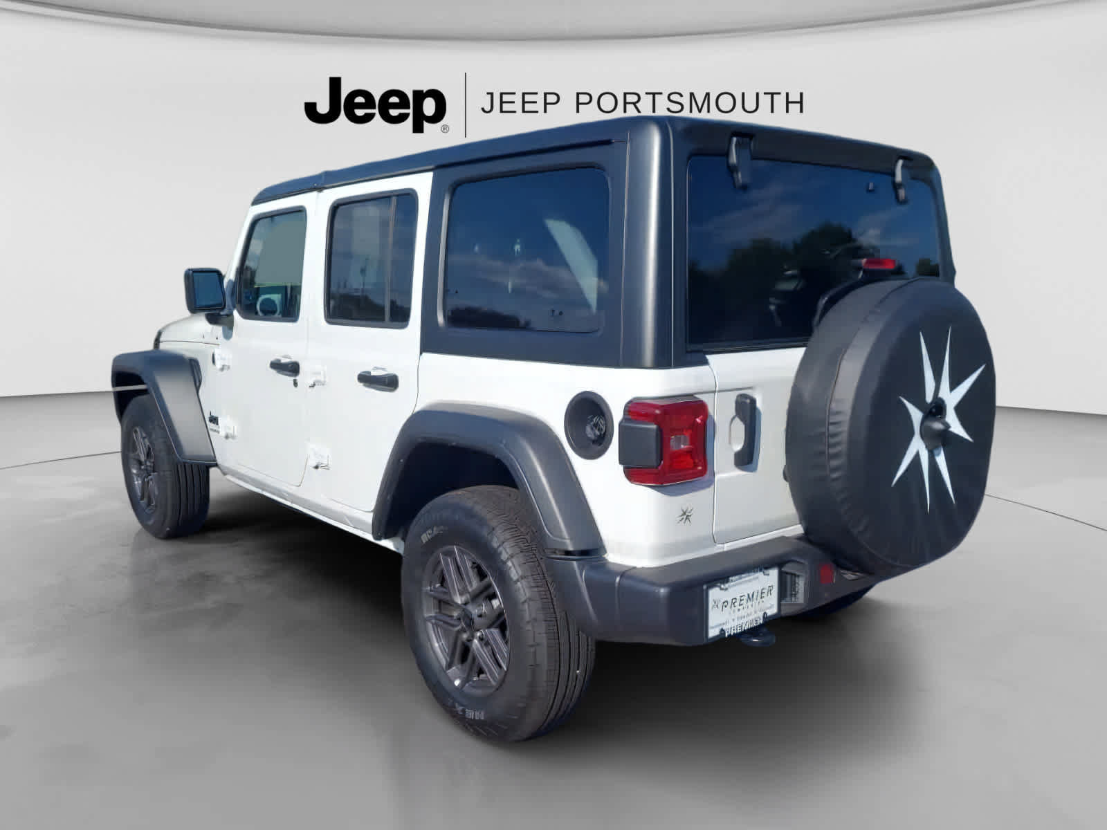 Used 2026 Jeep Wrangler Unlimited Sport AWD/4WD image 5
