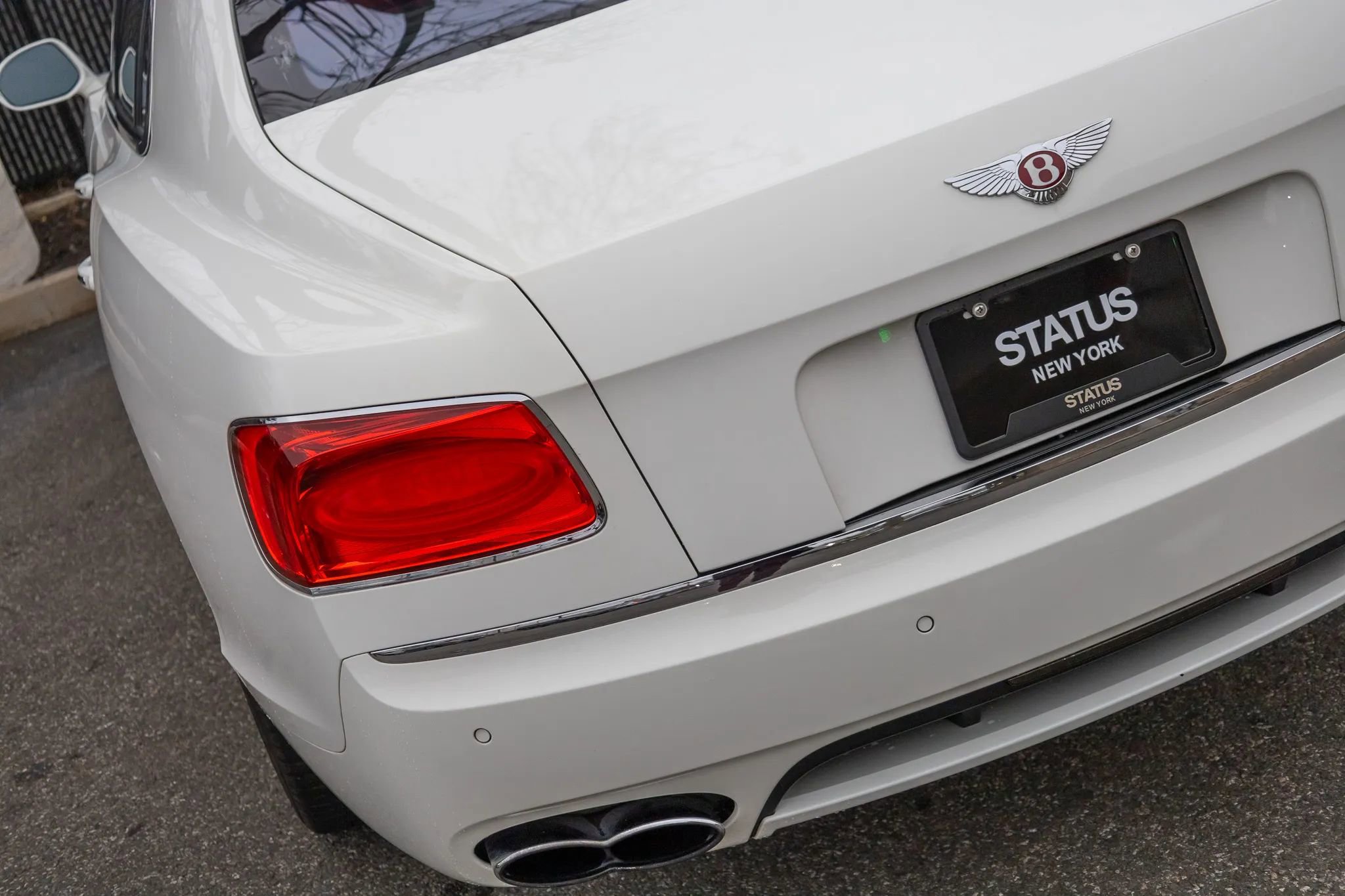 Used 2015 Bentley Flying Spur V8 image 33