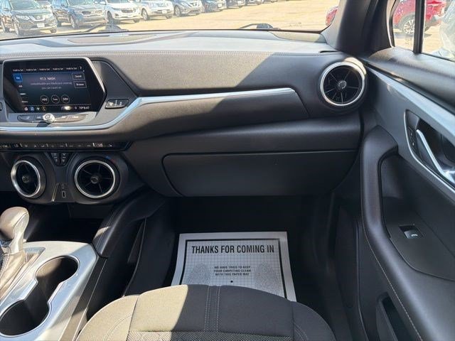 Used 2020 Chevrolet Blazer LT FWD image 21