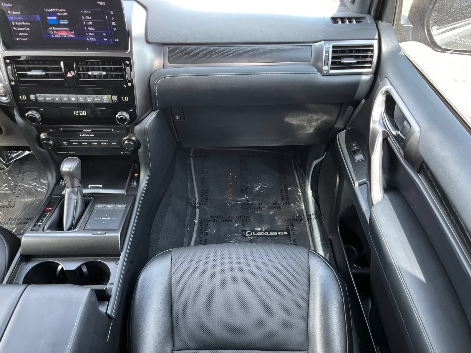 Used 2023 Lexus GX 460 Premium w/ Premium Package AWD/4WD image 15