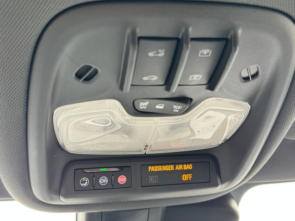 Used 2023 Chevrolet TrailBlazer RS w/ Sun and Liftgate Package AWD/4WD image 29