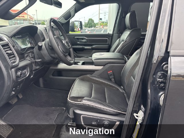 Used 2025 RAM 1500 Laramie AWD/4WD image 11