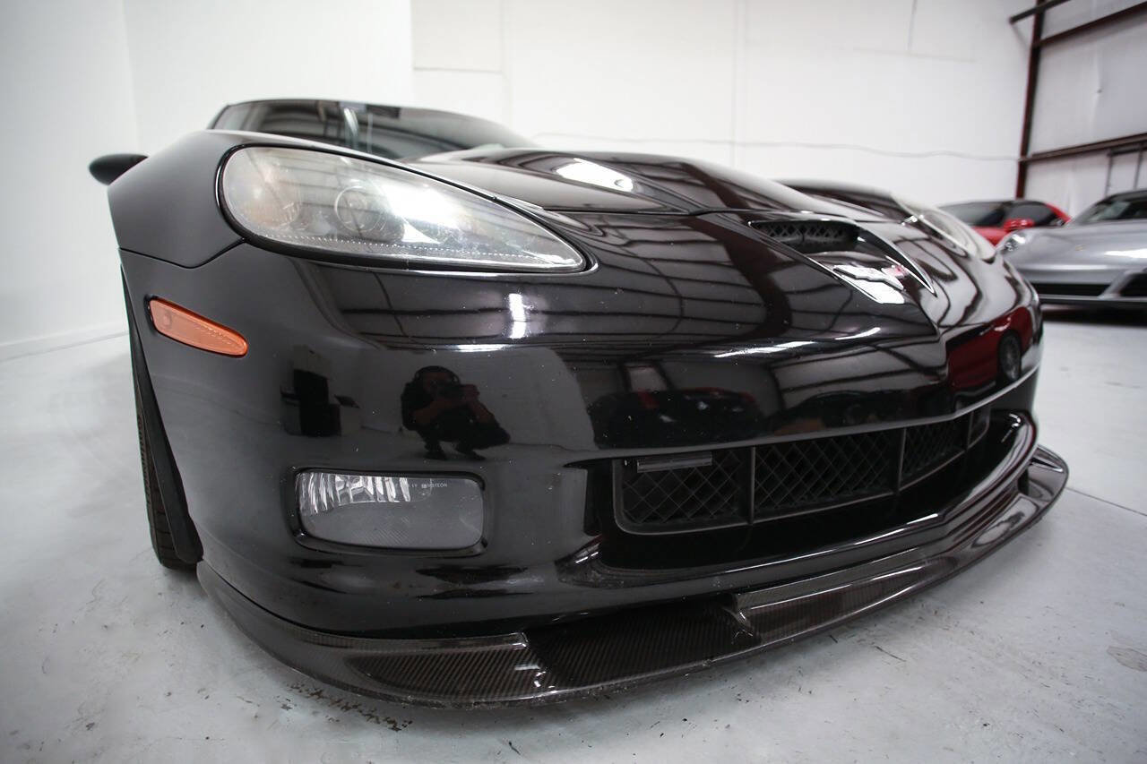 Used 2009 Chevrolet Corvette ZR1 w/ Preferred Equipment Group RWD image 14