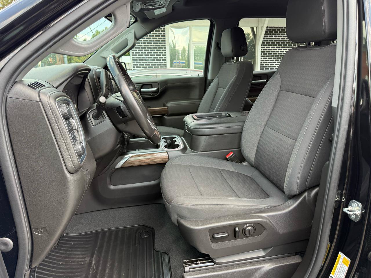 Used 2021 Chevrolet Silverado 1500 RST w/ All Star Edition Plus AWD/4WD image 3