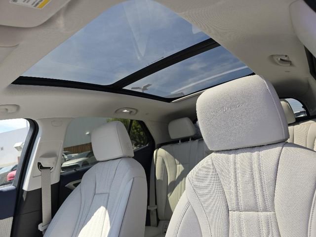 Used 2024 Buick Envision Avenir image 4