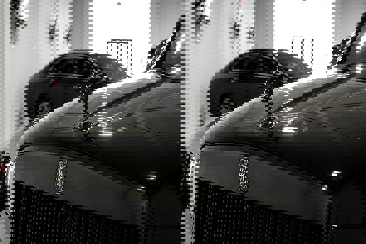 Used 2022 Rolls-Royce Cullinan Black Badge w/ Dark Exterior Package image 55