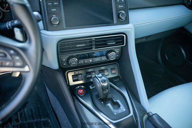 Used 2024 Nissan GT-R AWD/4WD image 28