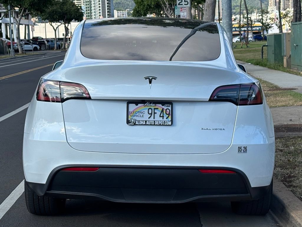 Used 2023 Tesla Model Y Long Range AWD/4WD image 3