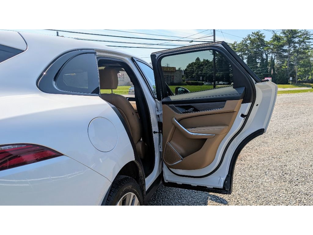 Used 2021 Jaguar F-PACE S image 12