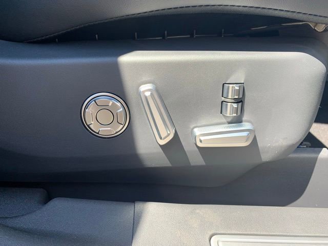 New 2025 Lincoln Nautilus Reserve image 14